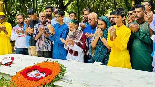 জনপ্রিয় কথাসাহিত্যিক হুমায়ুন আহমেদের৭৬তম জন্মবার্ষিকী পালিত