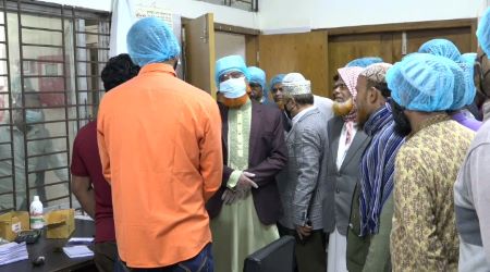 গাইবান্ধা সদর হাসপাতালে পরিচ্ছন্ন অভিযান, জনবল সংকট নিরসনে উদ্যোগের আশ্বাস এমপি`র