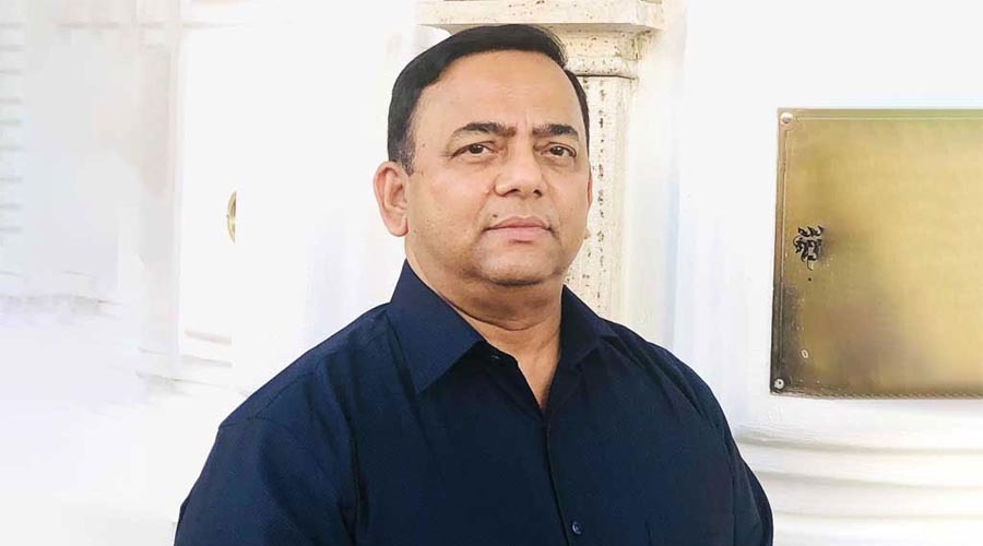 বেনজীর আহমেদের বিরুদ্ধে গ্রেপ্তারি পরোয়ানা জারি